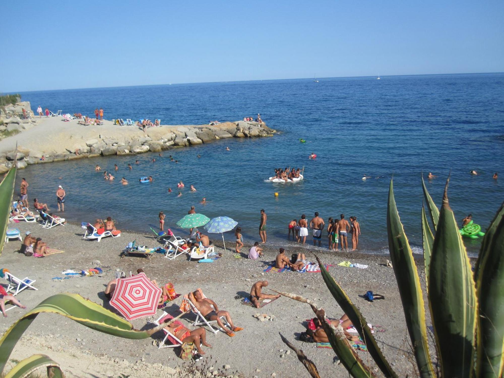 Villaggio Dei Fiori Сан Ремо Екстериор снимка
